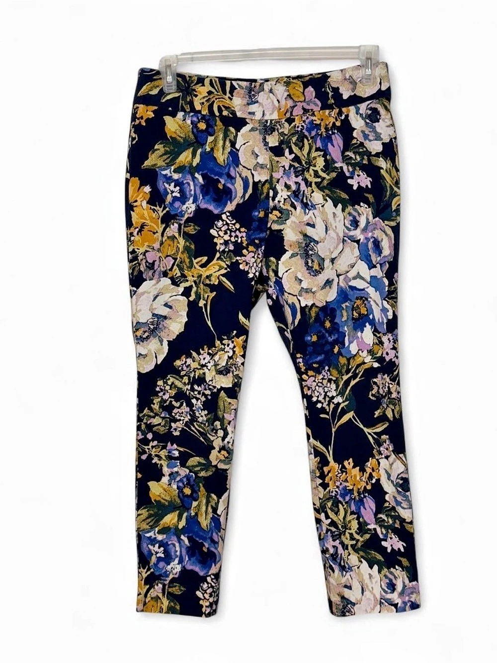 Chico’s Floral Leggings in Blue & Multicolor Like New